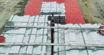 肇庆 芝麻白仿形加直形路沿石出货日常