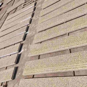 肇庆 黄金麻花岗岩光面楼梯踏步