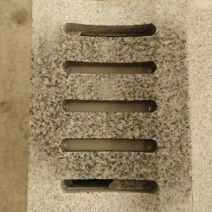 肇庆 芝麻白拉丝面花岗岩U型开槽排水槽