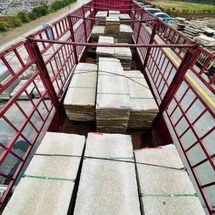 肇庆 黄金麻花岗岩荔枝面，光面毛板装车完成