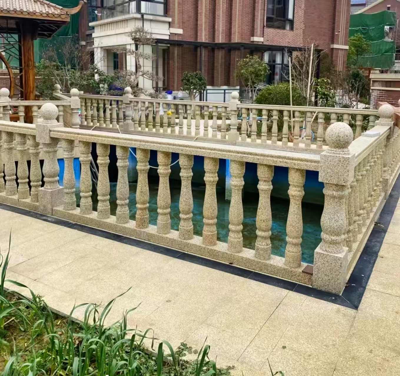 肇庆黄金麻花岗岩石材栏杆，扶手，将军柱，花瓶柱