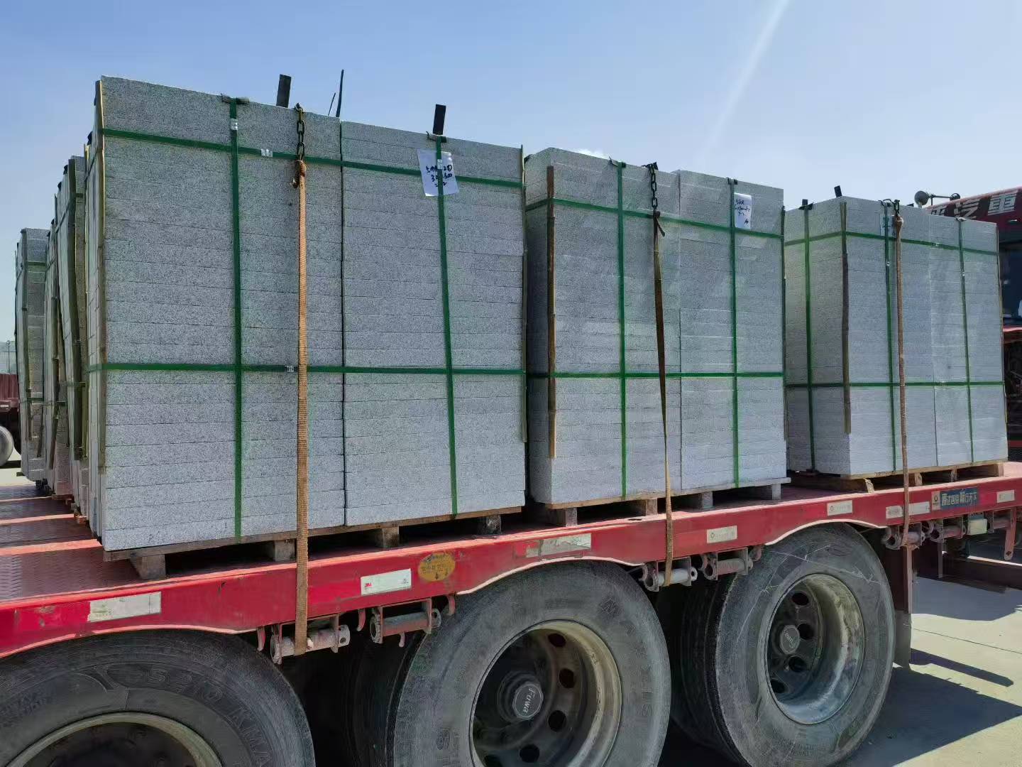 肇庆芝麻白花岗岩出货日常地铺石