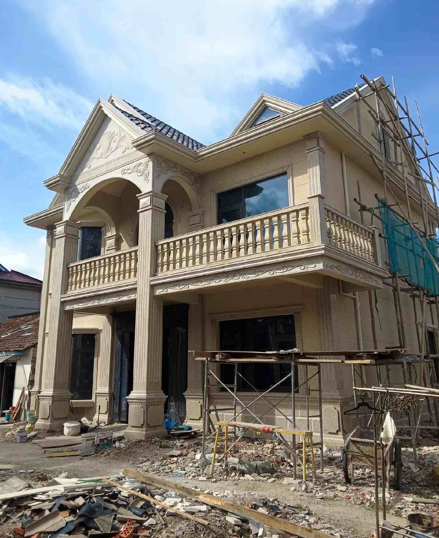 肇庆 黄金麻花岗岩石材私人别墅雕花门楼柱阳台栏杆