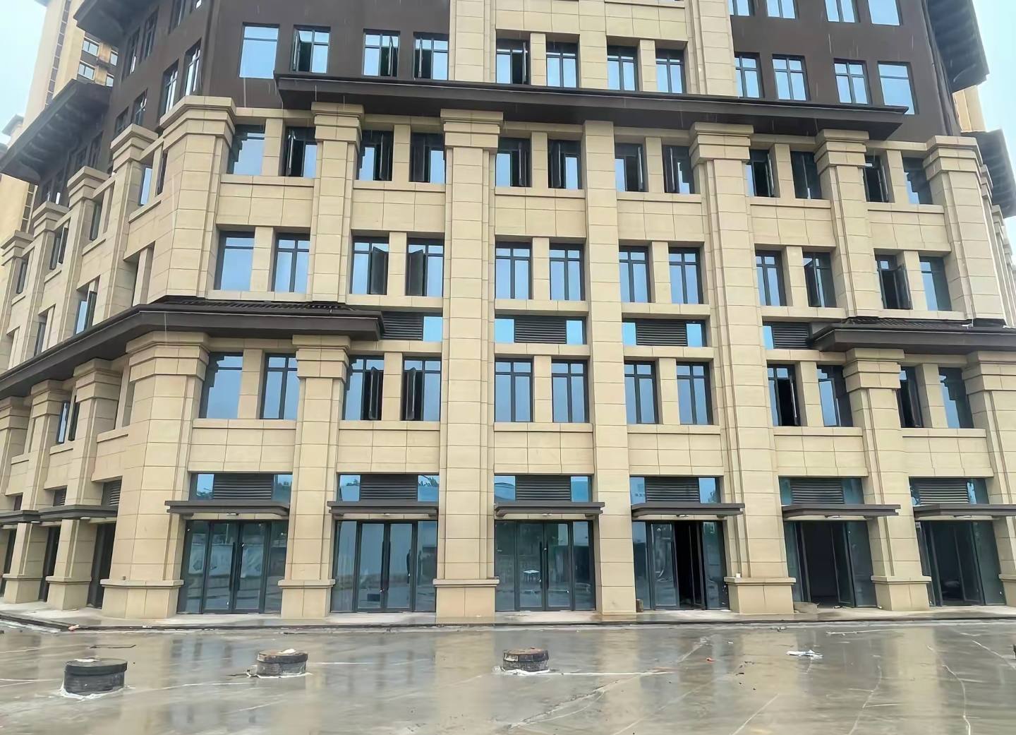 肇庆 黄金麻花岗岩荔枝面小区外墙干挂