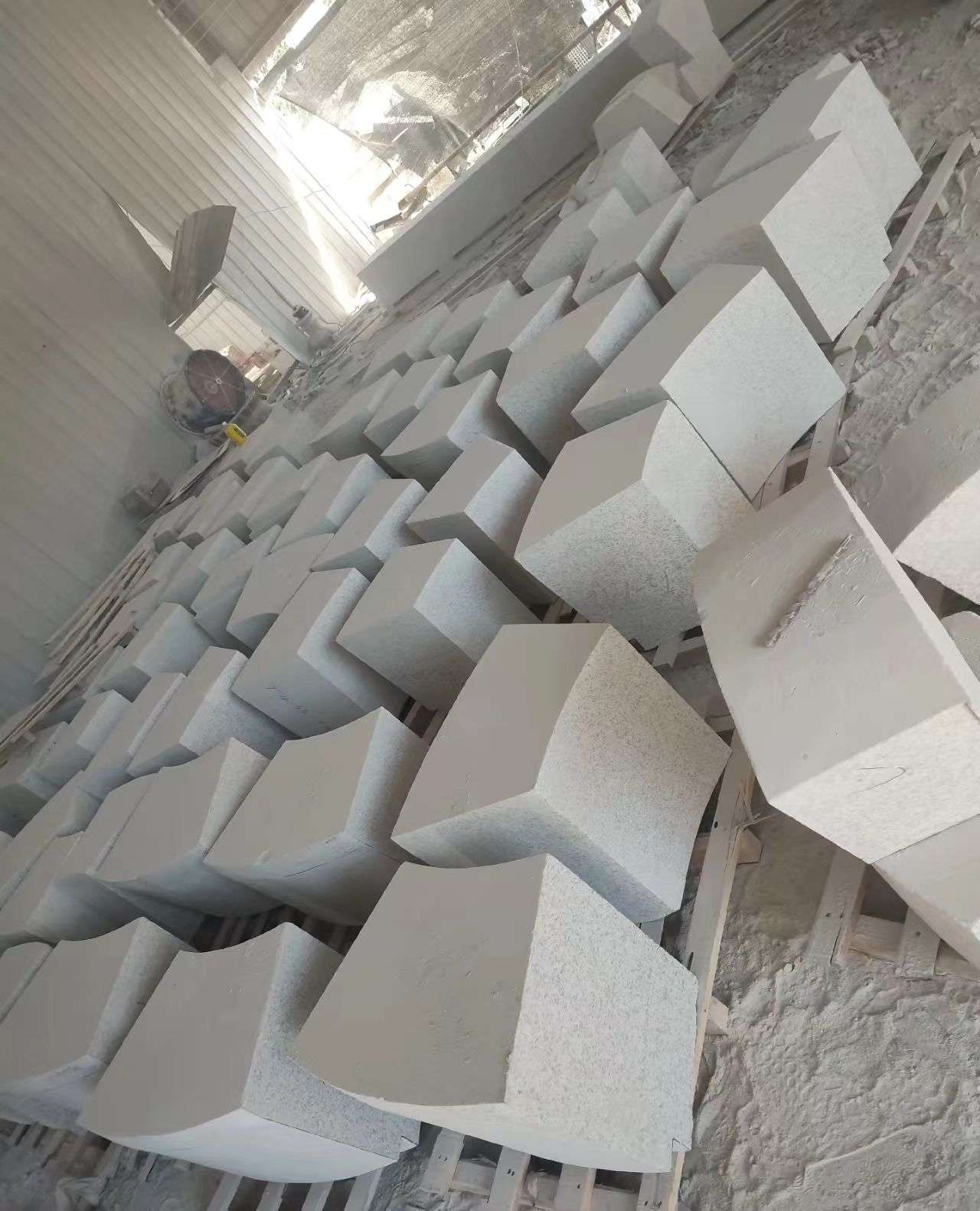 肇庆 白麻花岗岩异形坐凳