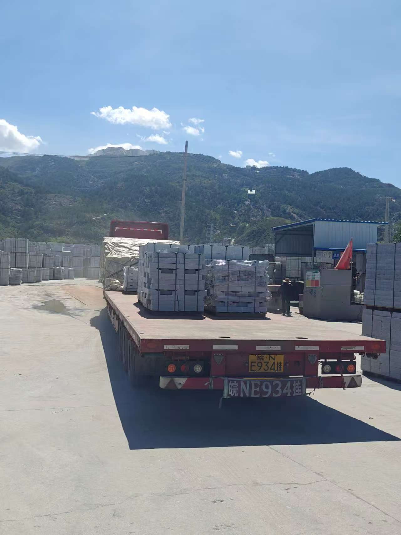 肇庆 芝麻白仿形路沿石，直形路沿石