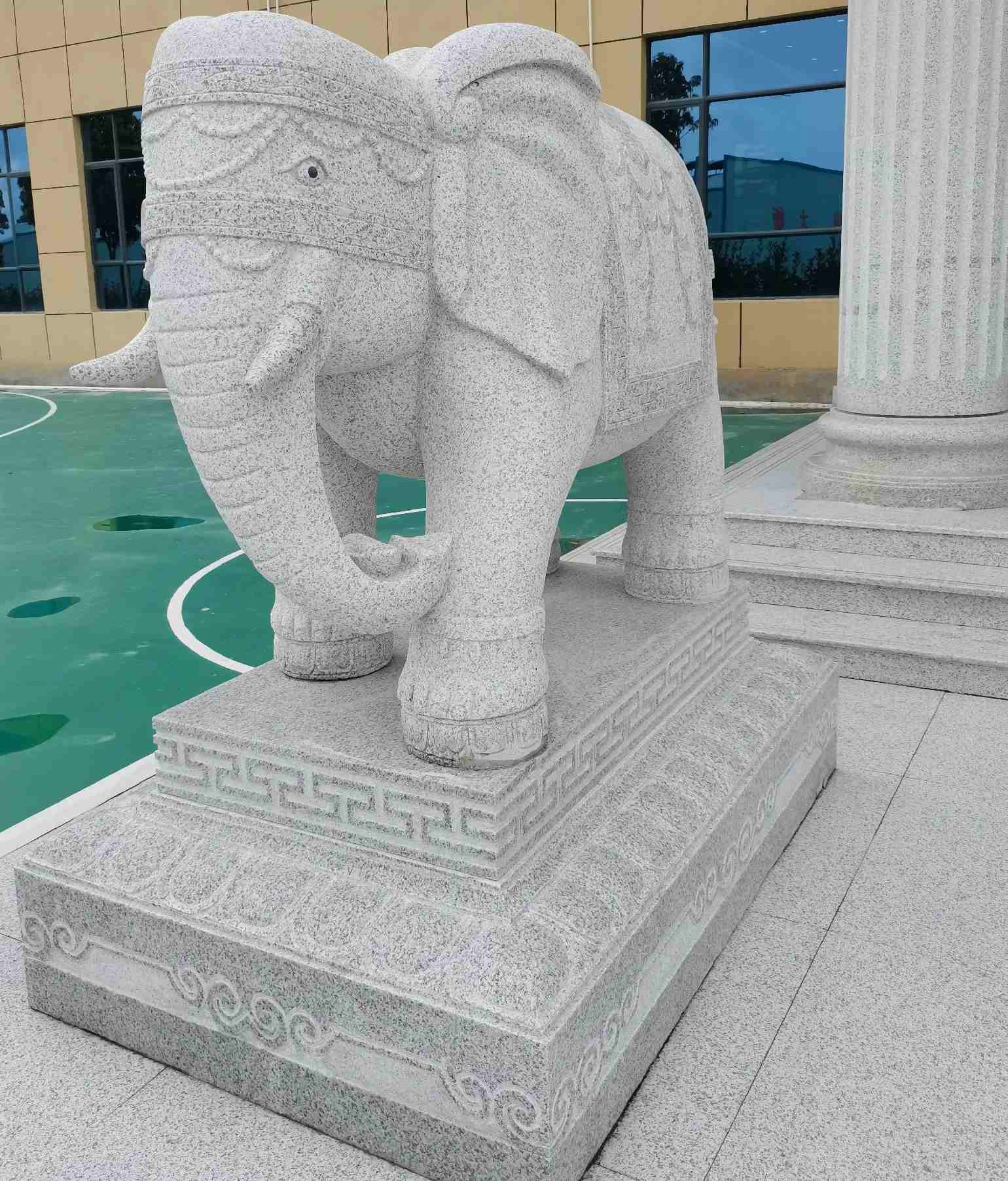 肇庆 白麻花岗岩动物异形石雕-大象