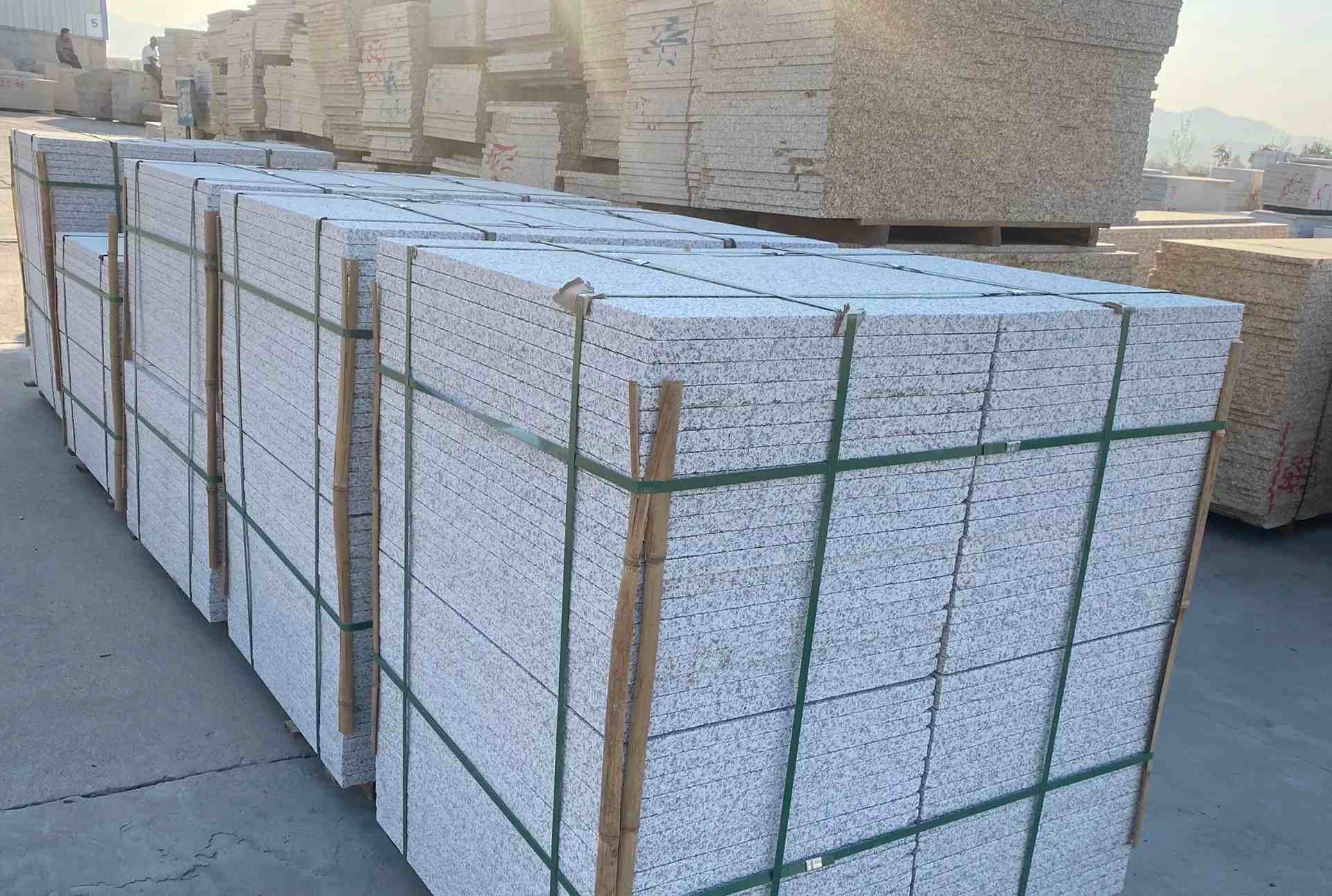 肇庆 白麻花岗岩荔枝面地铺石