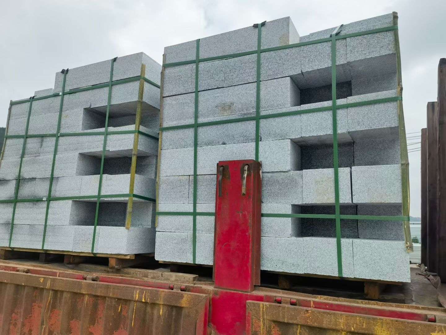 肇庆 芝麻白花岗岩路沿石，平石，路侧石，马路牙子，路缘石，立缘石，平缘石等