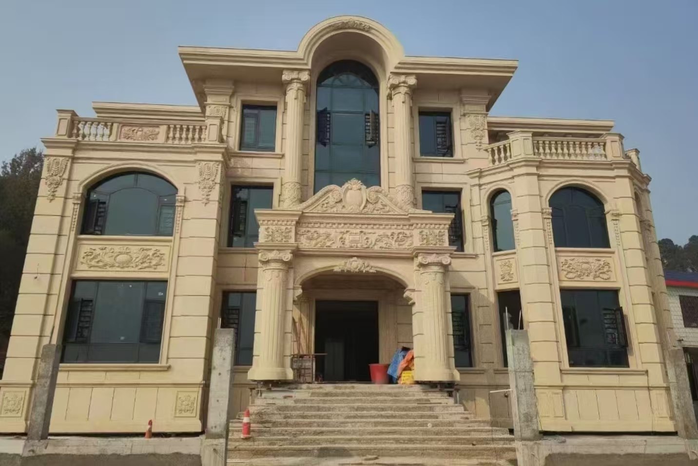 肇庆 黄金麻花岗岩别墅外墙干挂