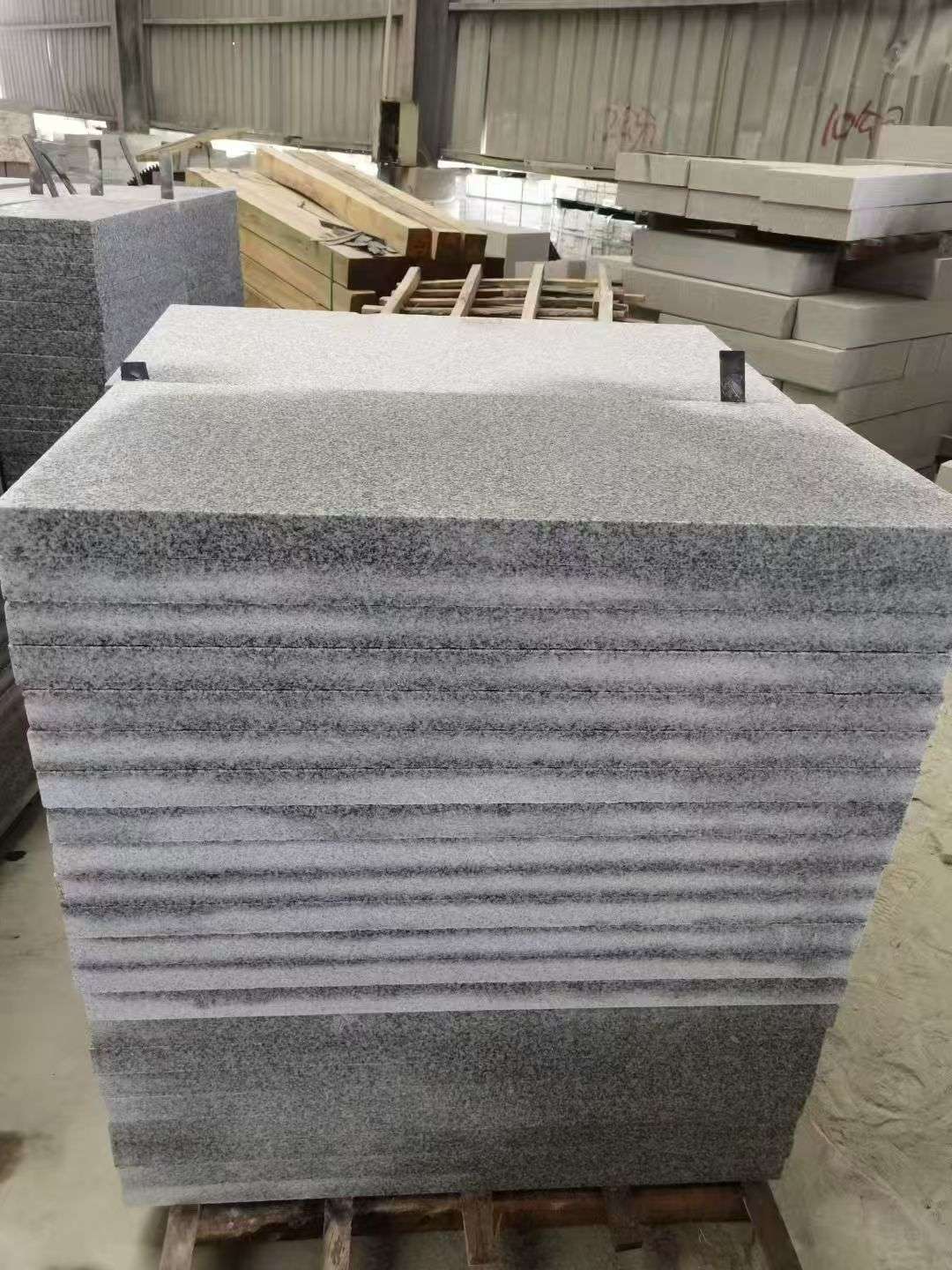 肇庆 芝麻白5公分火烧地铺成品，900*400，规格可定制